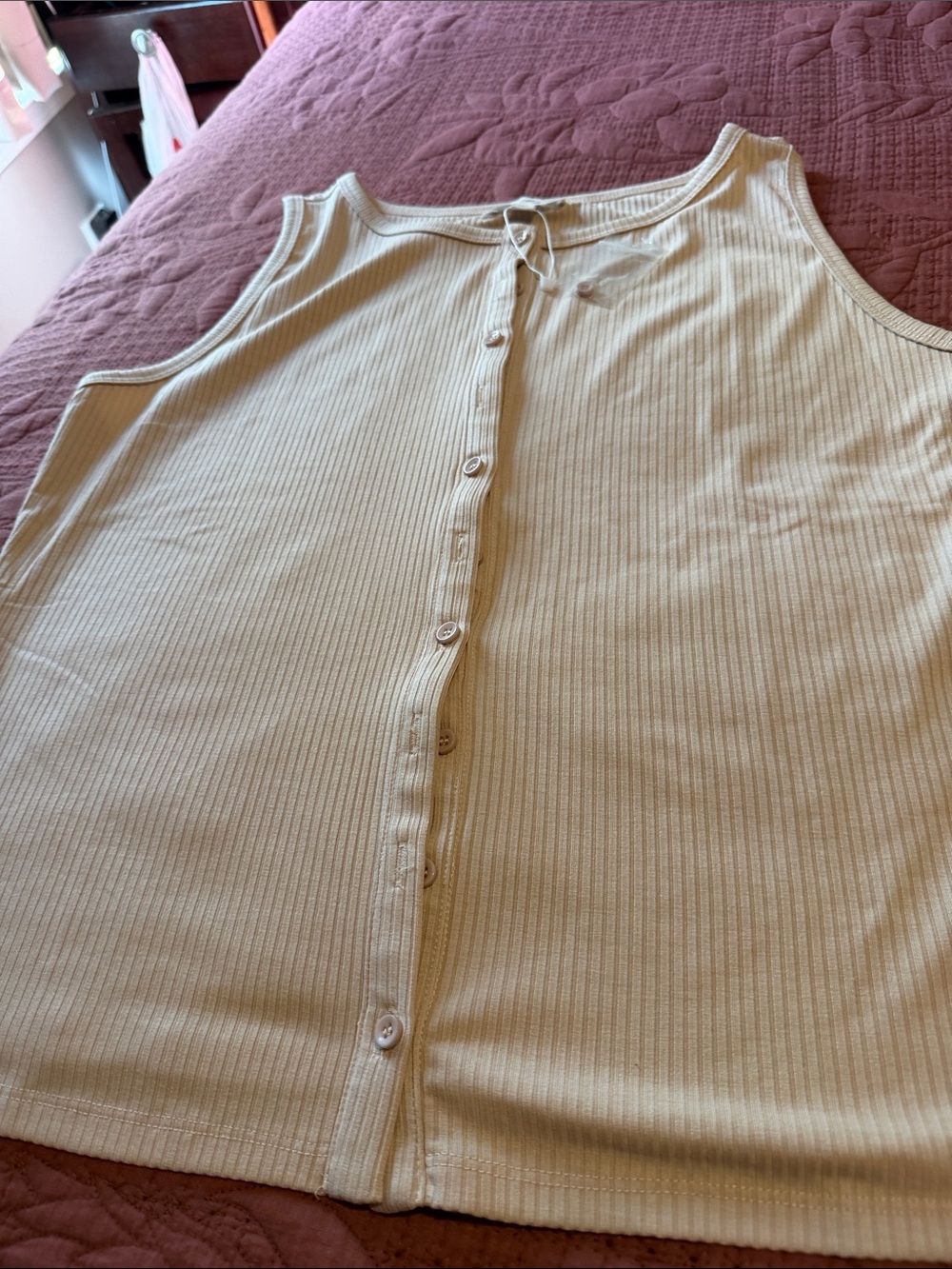 Gilli Cream Ribbed Button-Front Tank New